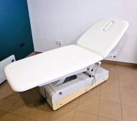 Leżanka kosmetyczna NAGGURA® SWOP 2L STARTER MASSAGE | Łóżko do fizykoterapii z pilotem i bezszwową tapicerką z technologią Permablok 3© odporną na bakterie, plamy i UV |  + GRATIS